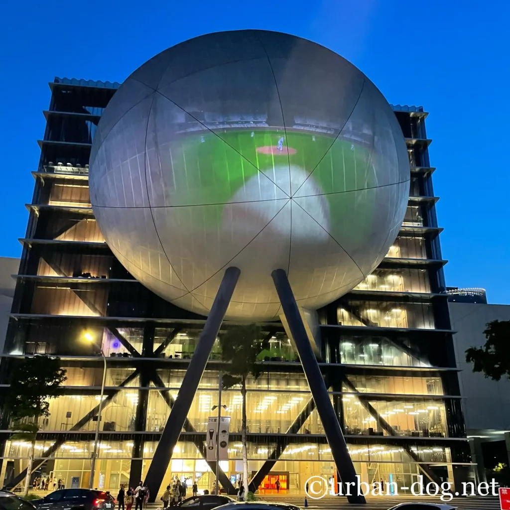 士林夜市近くの変わった建物