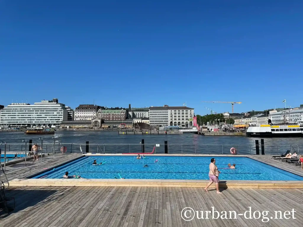 アッラス・シー・プールの風景