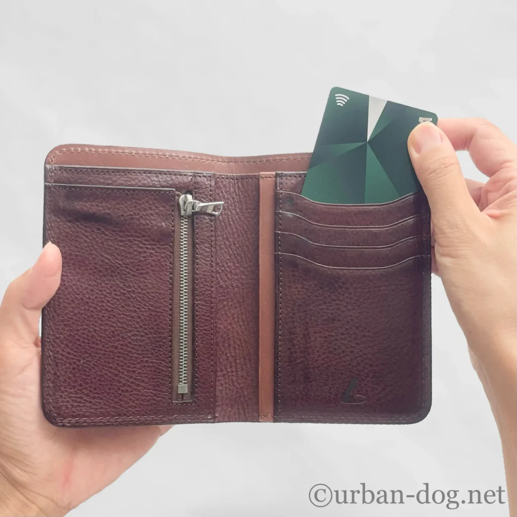 縦型のカード入れ